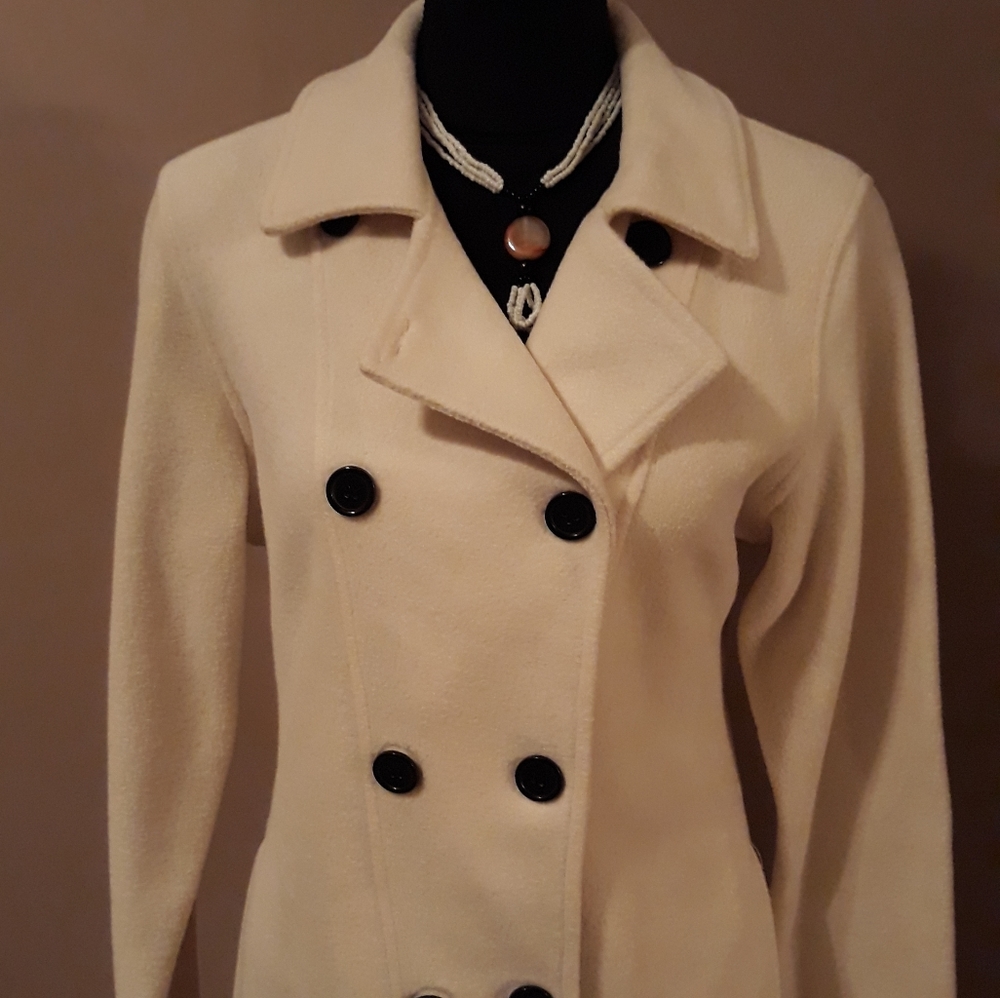 Winter white 3/4 Blazer